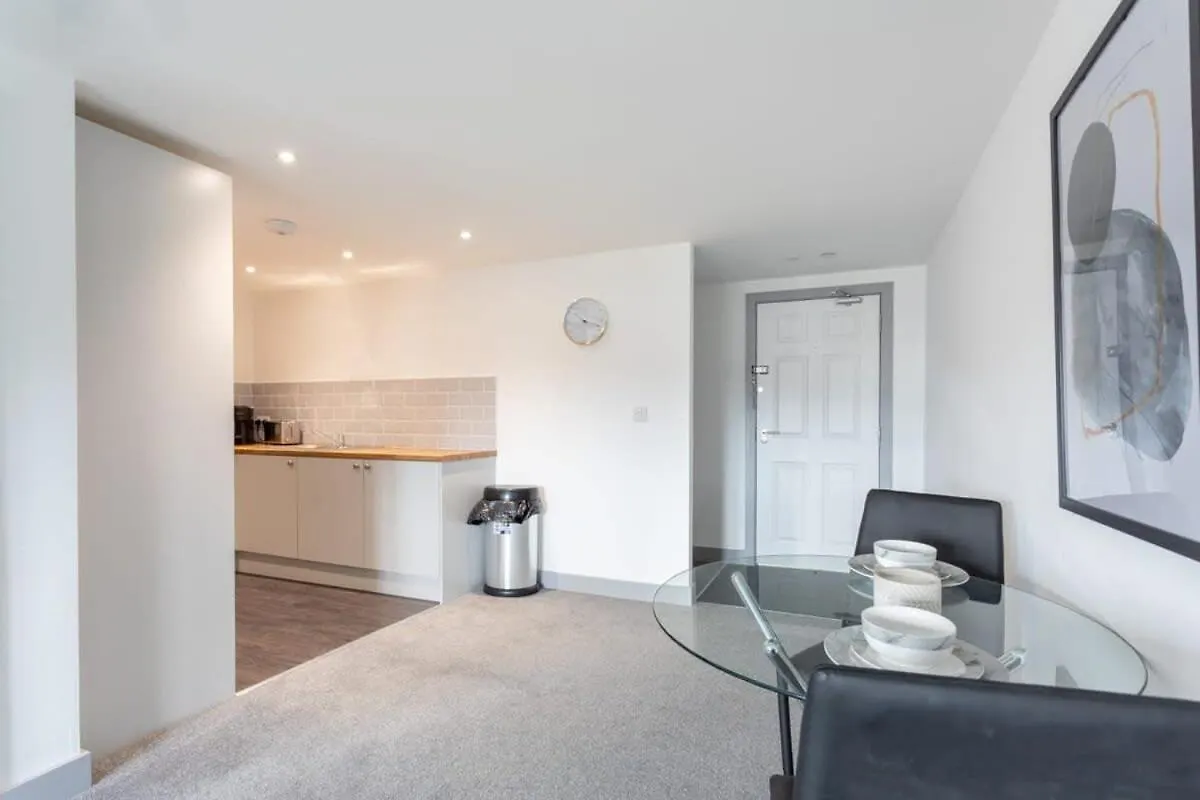 Cosy & Modern 1 Bed Apartment Leeds  ليدز