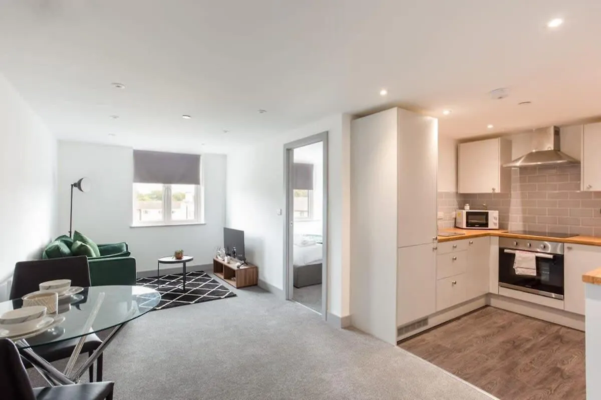 Cosy & Modern 1 Bed Apartment Leeds 0*, ليدز